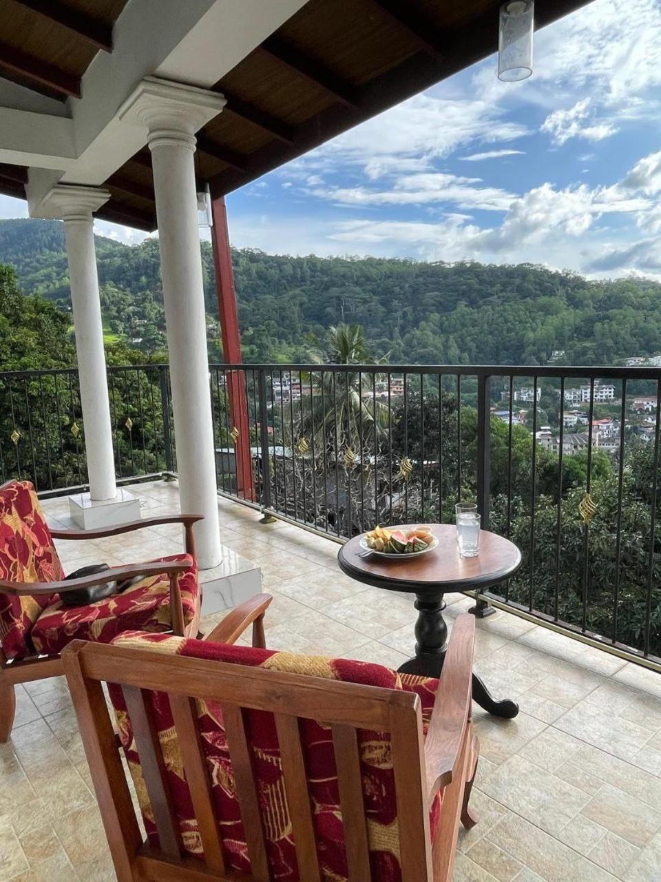 Kandyan View Homestay -Foreign Экстерьер фото